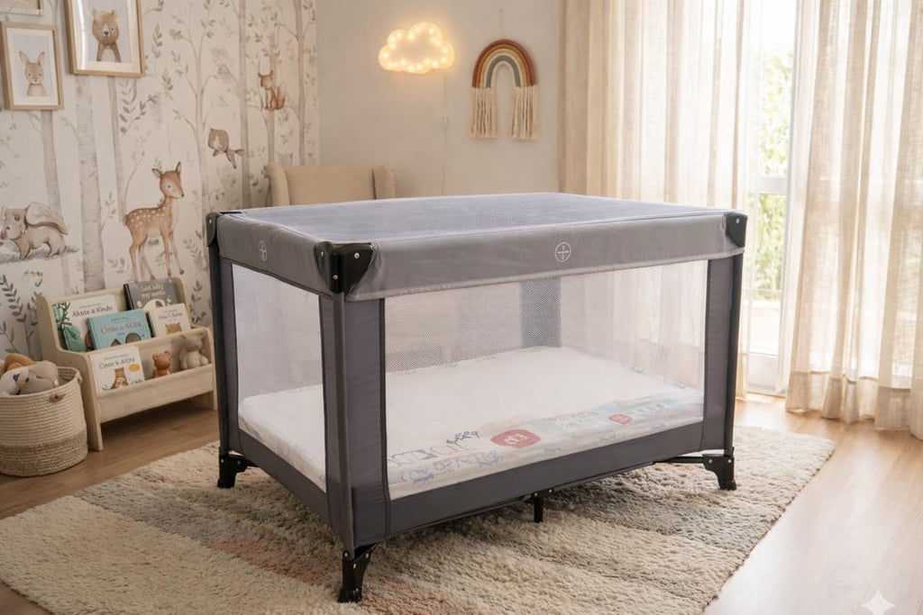 LIT BÉBÉ + MATELAS ORTHOPÉDIQUE + MOUSTIQUAIRE